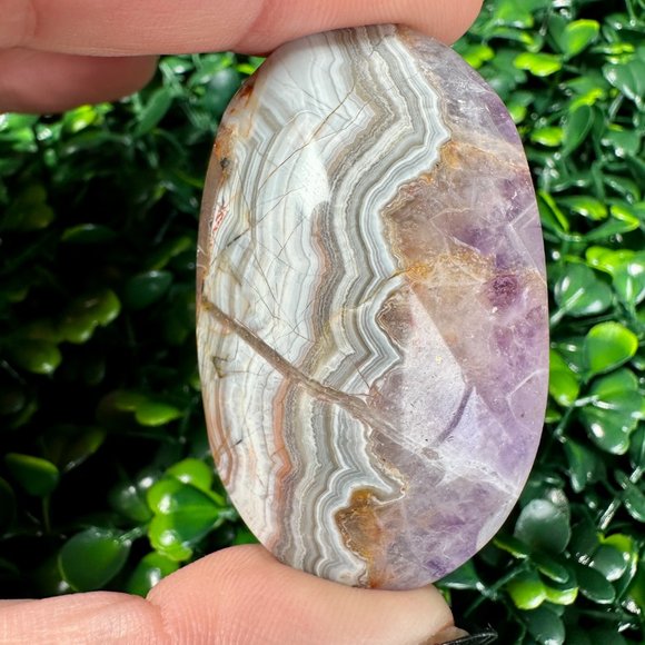 Gorgeous Mexican Crazy Lace Agate & Amethyst Palm Stones - Picture 3 of 7